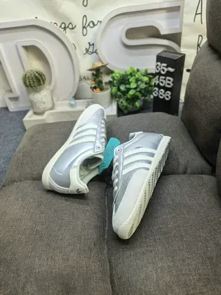Adidas Silver White Low-Top Perforated Toe Lifestyle Sneakers 6