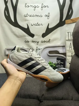 Adidas Spezial 白黑低帮皮革拼接生活方式运动鞋 5