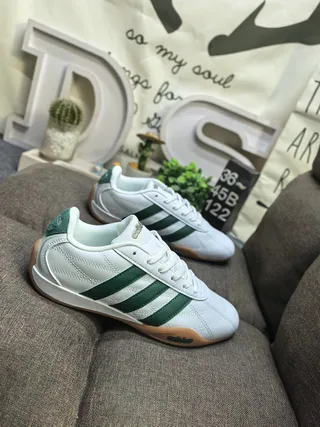Adidas Spezial 白黑低帮皮革拼接生活方式运动鞋 19
