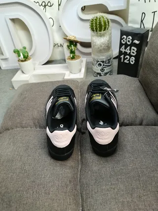Adidas Superstar Black and Pink Smile Lifestyle Sneakers 8