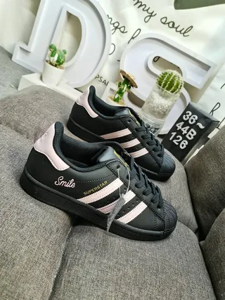 Adidas Superstar Black and Pink Smile Lifestyle Sneakers 9