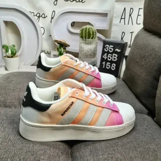 Adidas Superstar ग्रेडिएंट पीच पिंक लाइफस्टाइल स्नीकर