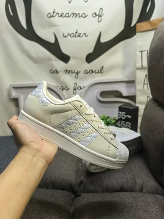 Adidas Superstar Quilted Off-White Lifestyle Sneakers 5