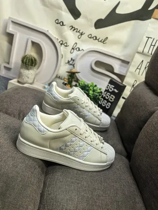 Adidas Superstar Quilted Off-White Lifestyle Sneakers 9