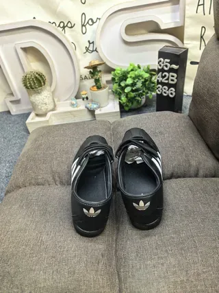 Adidas Tokyo Black Laceless Three-Stripe Lifestyle Sneakers 8