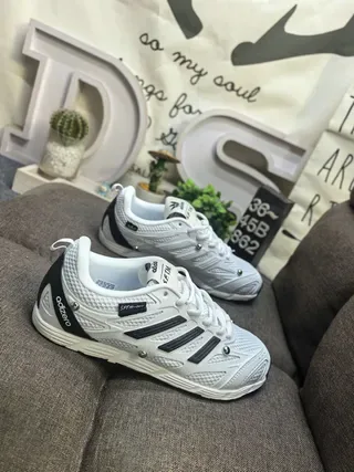 Adidas White Black Lightweight Mesh Upper Three-Stripe Side Panel Sneakers 9