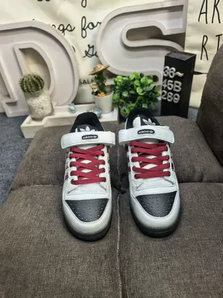 Adidas White Brown Low-Top Perforated Toe Lifestyle Sneakers 20