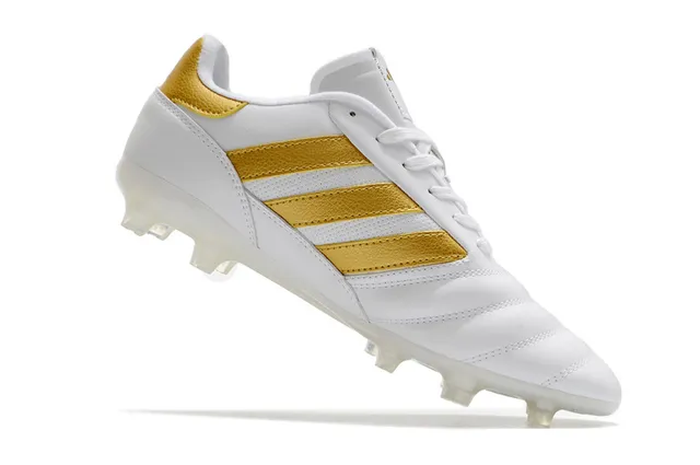 Adidas White Gold লো-কাট লেদার আপার সেলাই করা প্যানেল নির্মাণ দৃঢ় মাটির ফুটবল জুতা 10