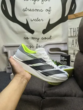 Adidas أبيض أخضر منخفض الملف الشخصي مستوحى من السباق منثور ثلاث شرائط متداخلة أحذية رياضية لأسلوب الحياة 5