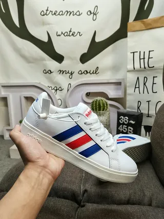 Adidas White Red Blue Three-Stripe Lifestyle Sneakers 5