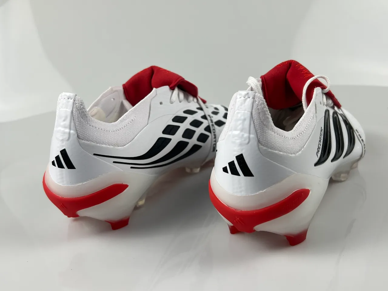 Adidas White Red Low-Cut Bootie Silhouette Transparent Heel Cage Firm-Ground Soccer Shoes 9