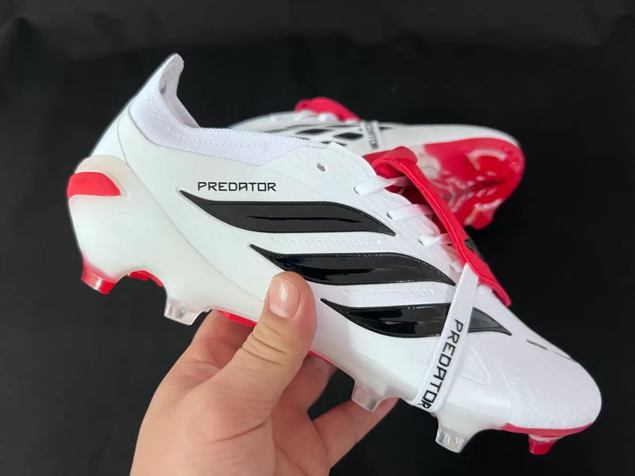 Adidas White Red Low-Cut Bootie Silhouette Transparent Heel Cage Firm-Ground Soccer Shoes 16