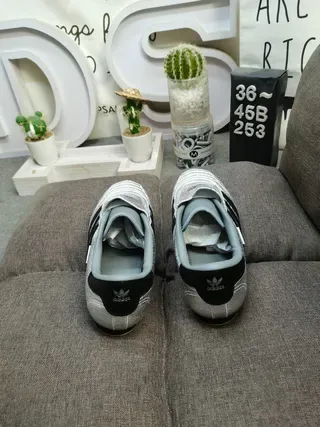 Adidas White Silver Low-Top Leather Upper Lifestyle Sneakers 8