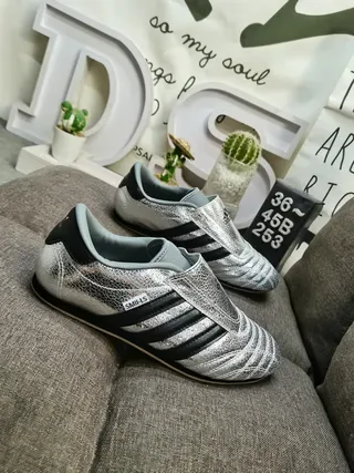 Adidas White Silver Low-Top Leather Upper Lifestyle Sneakers 9