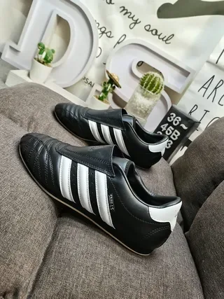 Adidas White Silver Low-Top Leather Upper Lifestyle Sneakers 17