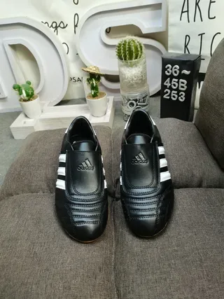 Adidas White Silver Low-Top Leather Upper Lifestyle Sneakers 20