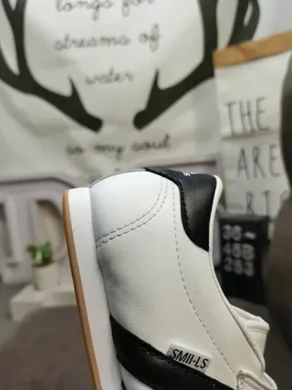 Adidas White Silver Low-Top Leather Upper Lifestyle Sneakers 23