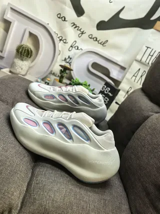 Adidas Yeezy 450 بيج وردي سولة منحوتة أحادية الوحدة فتحات جانبية للنوافذ غير متماضلة أحذية رياضية للأسلوب الحياتي 7