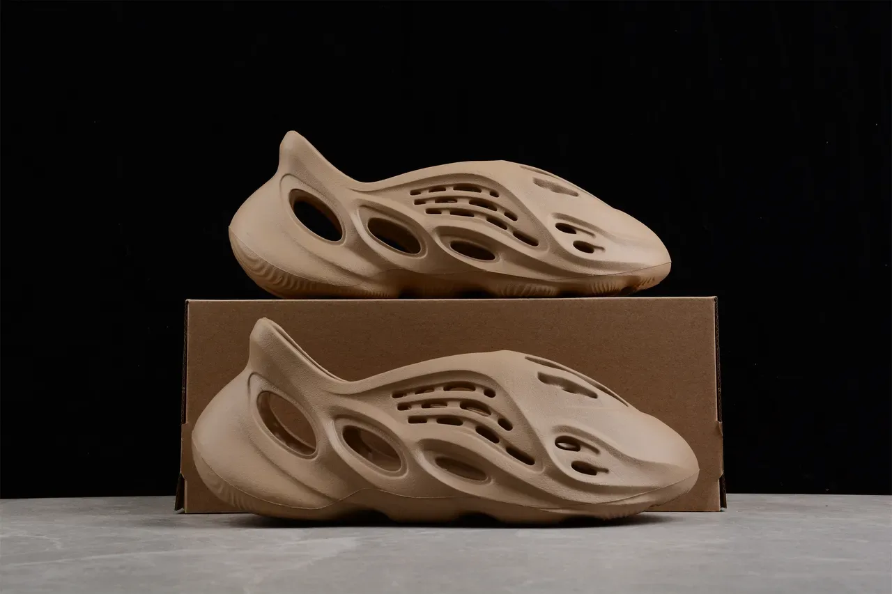Adidas Yeezy Foam Runner Beige Lifestyle Sneakers 8