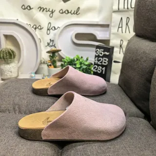 Adidas Yeezy Slide धूल भरी गुलाबी सुड चप्पल
