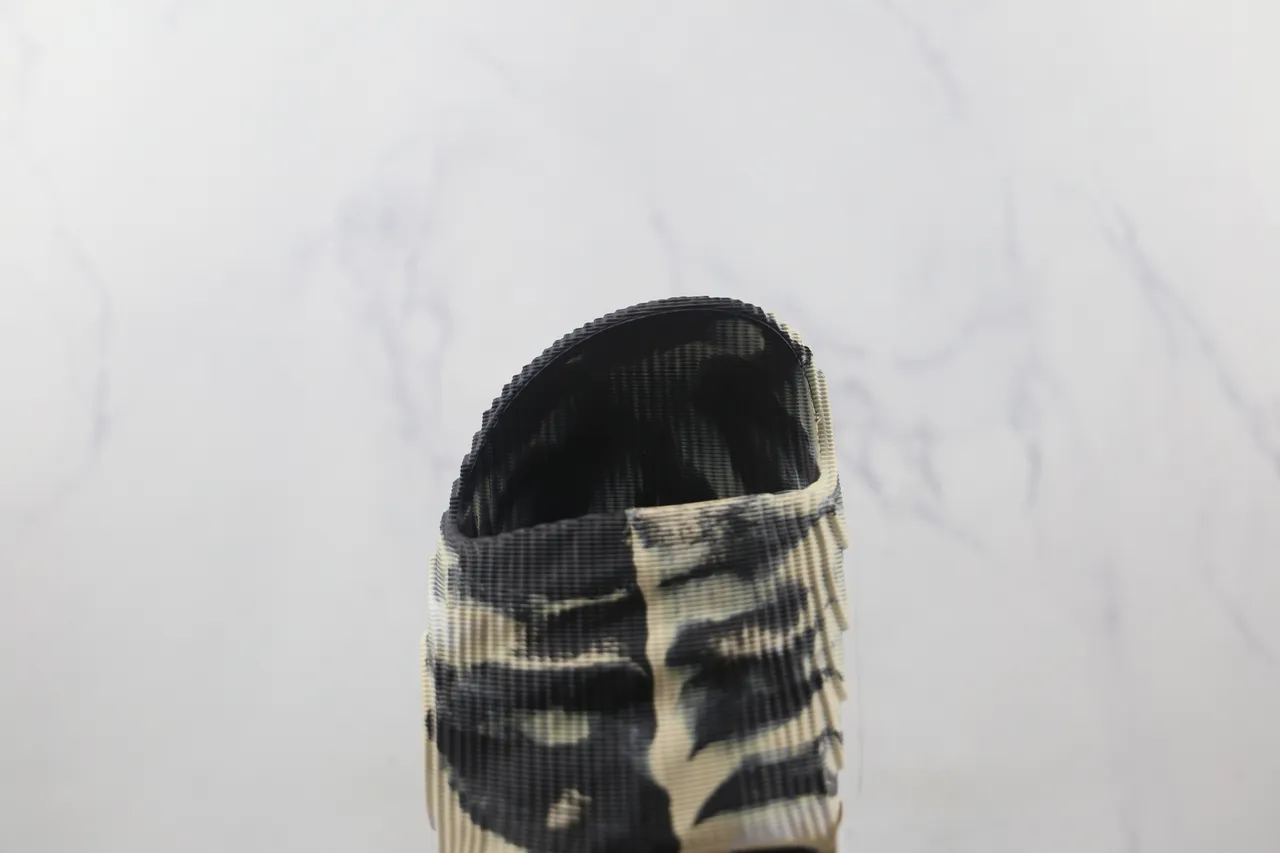 Adidas Yeezy Slide Marbled Black and Cream Slippers 6