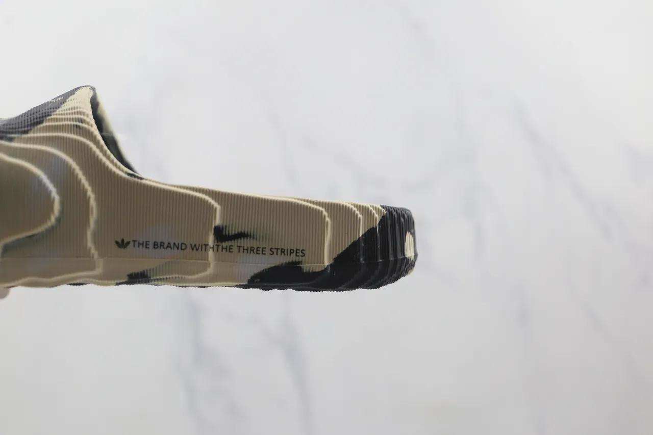 Adidas Yeezy Slide Marbled Black and Cream Slippers 7