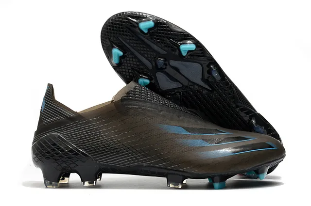 Adidas Chaussures de football Jaune Bleu Bas Collet chaussette Iridescent Holographique Plaque de semelle Sol ferme 2