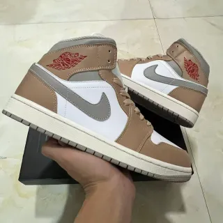 Air Jordan 1 High Beige Gray White Basketball Shoes