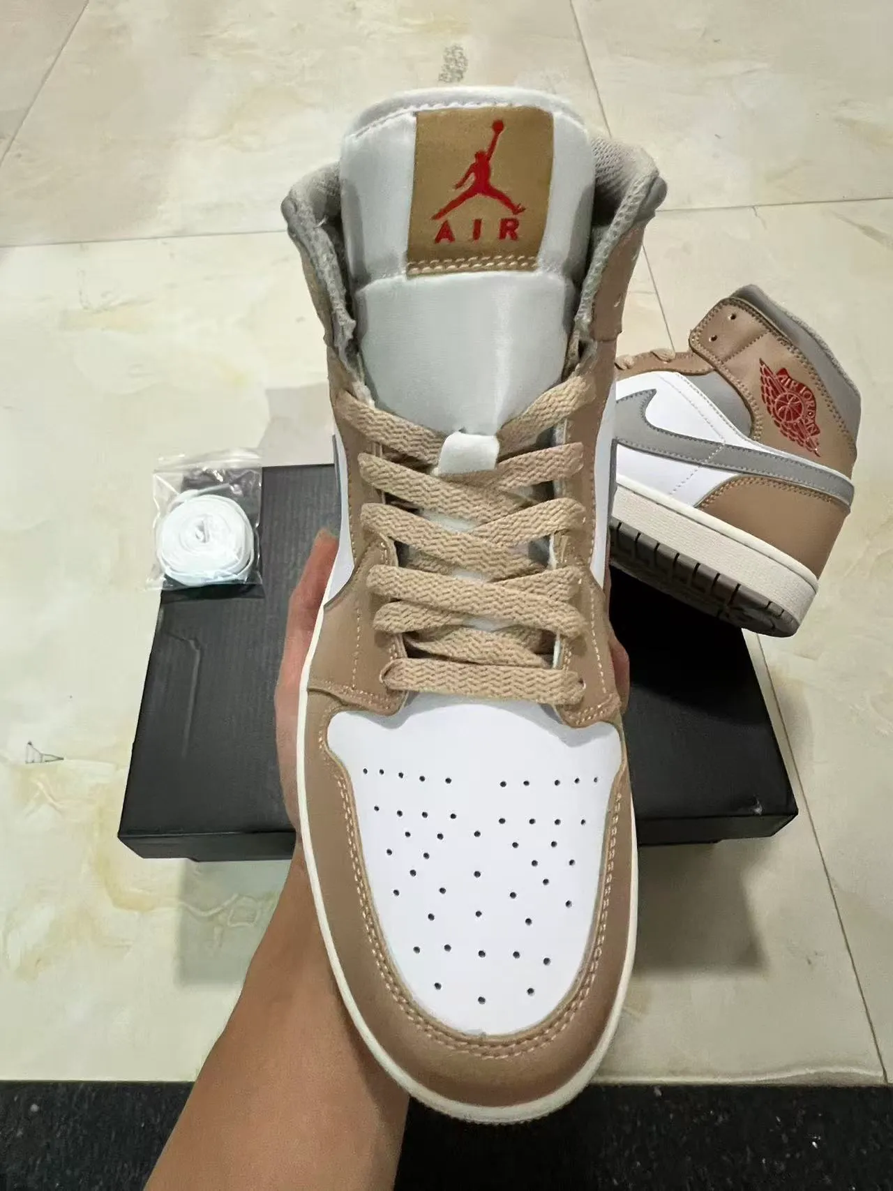 Air Jordan 1 High Beige Gray White Basketball Shoes 3