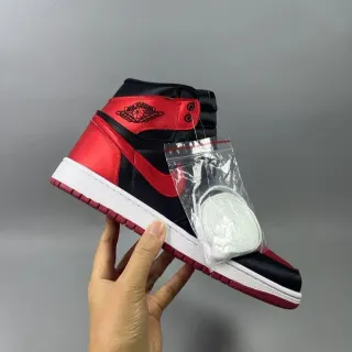 Air Jordan 1 High Zapatos de baloncesto Negro Rojo Blanco