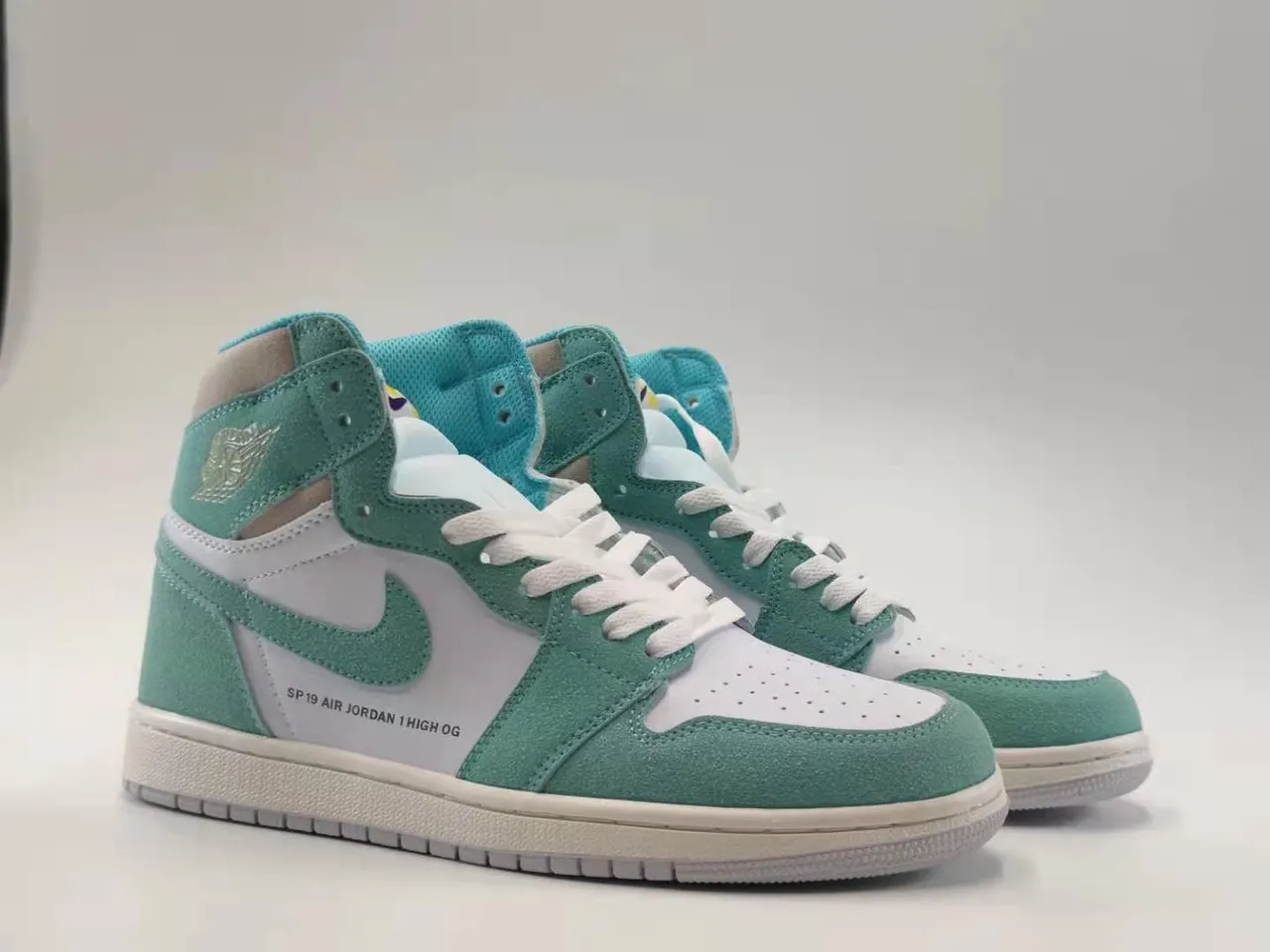 Air Jordan 1 High OG Mint Green Suede Basketball Shoes 5