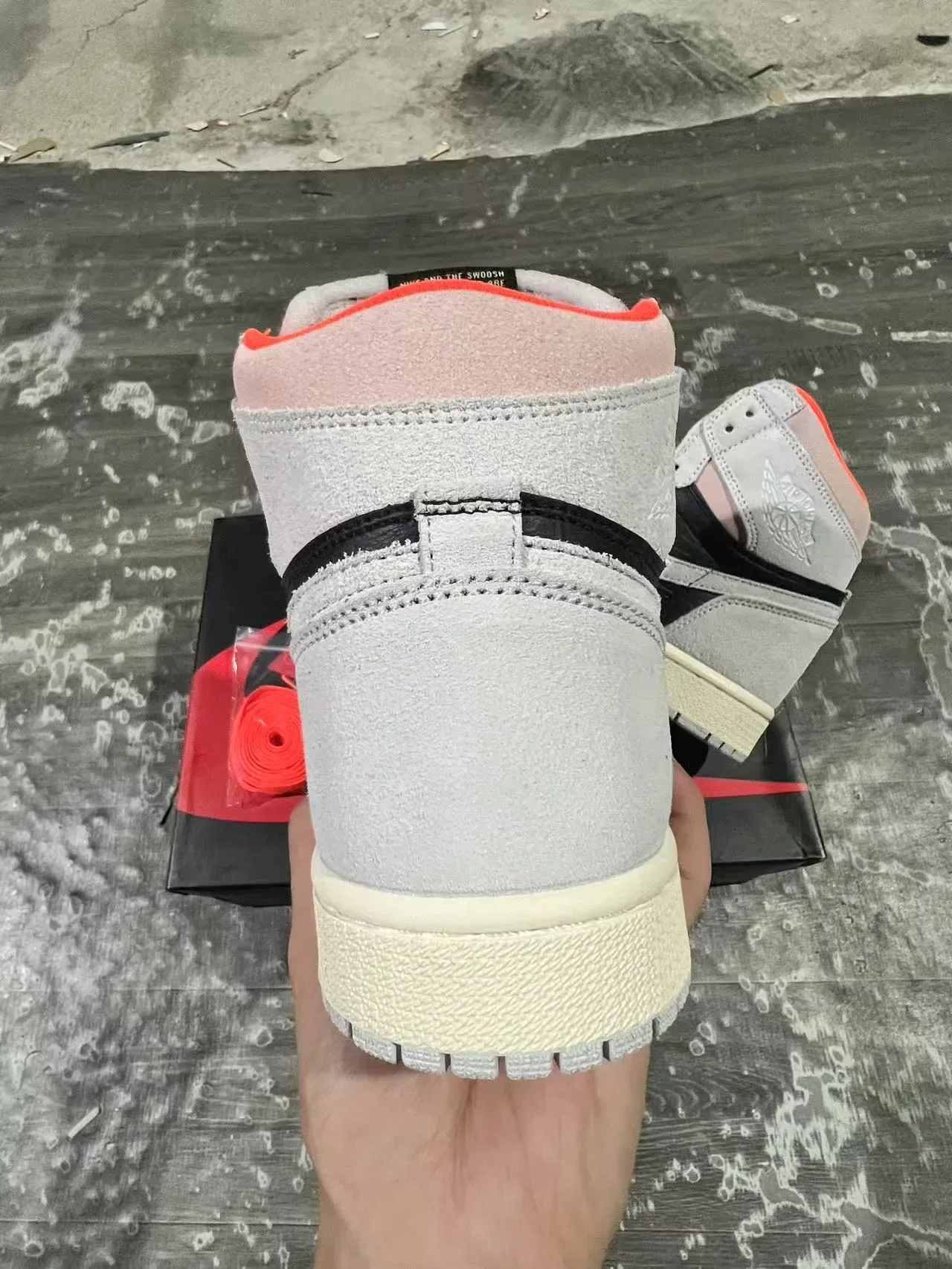 Air Jordan 1 High OG SP19 Tênis de Basquete Cinza Claro Preto Creme 8