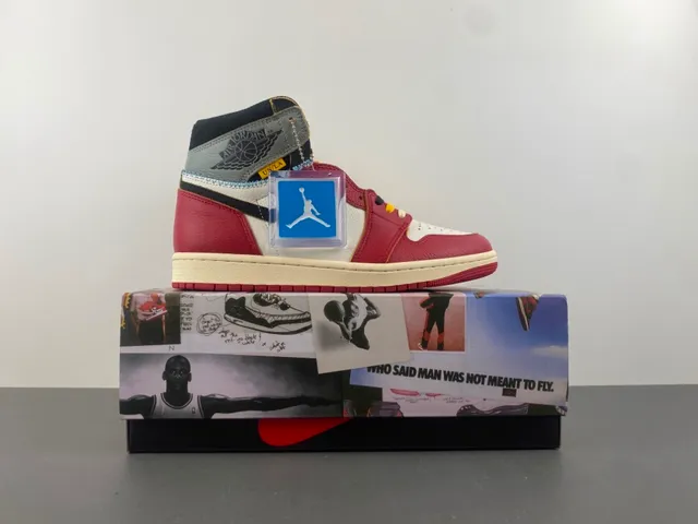 Chaussures de basketball Air Jordan 1 High rouge blanc noir crème 15