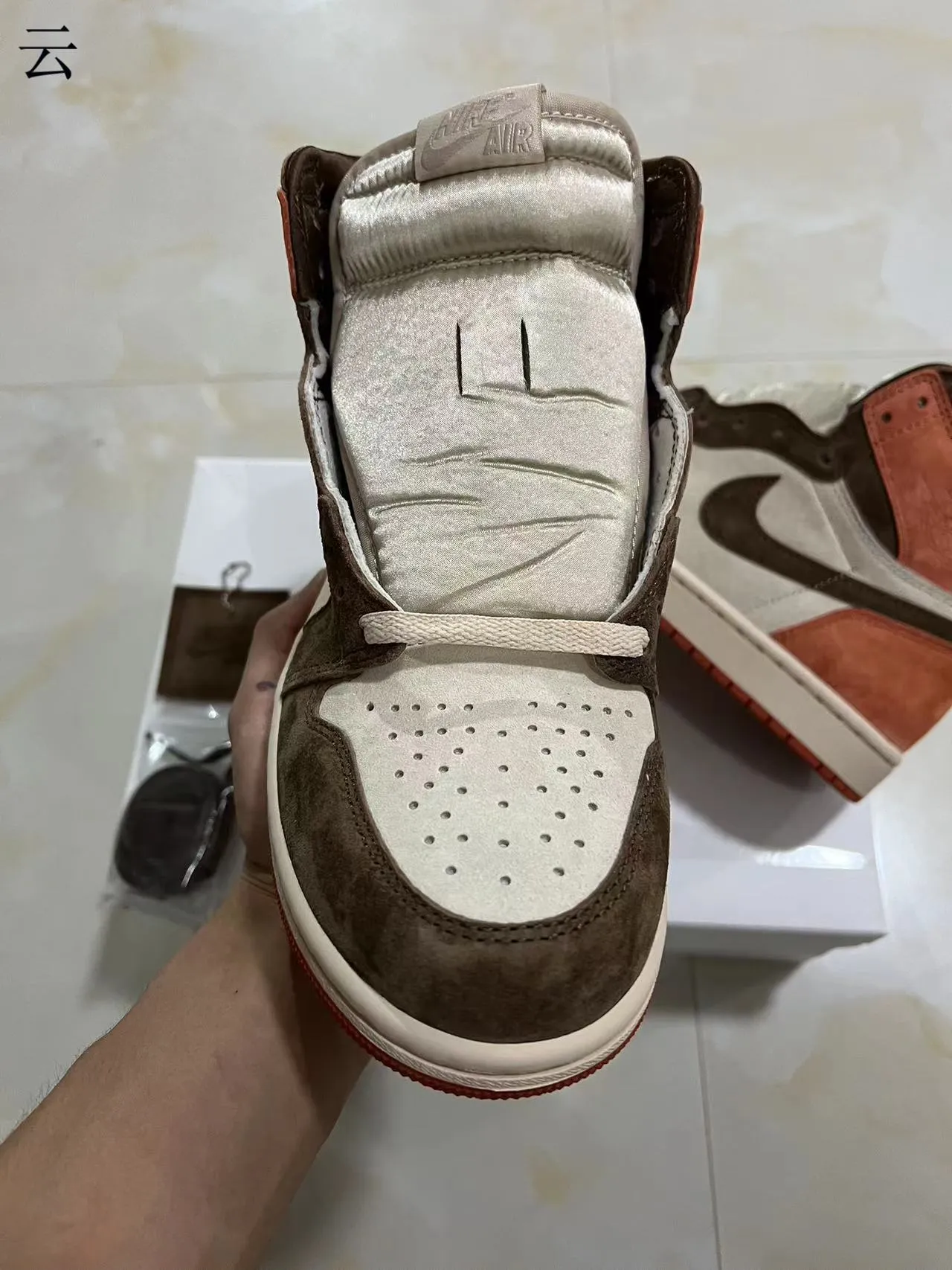 Air Jordan 1 High Suede Terracotta Brown Off-White Tênis de Basquete 3