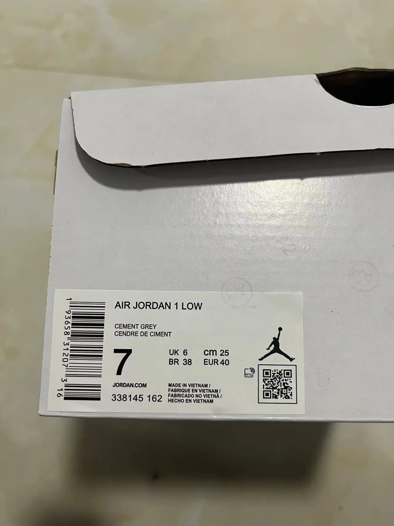 Air Jordan 1 Low Elephant Print Branco Preto Vermelho Tênis Lifestyle 12