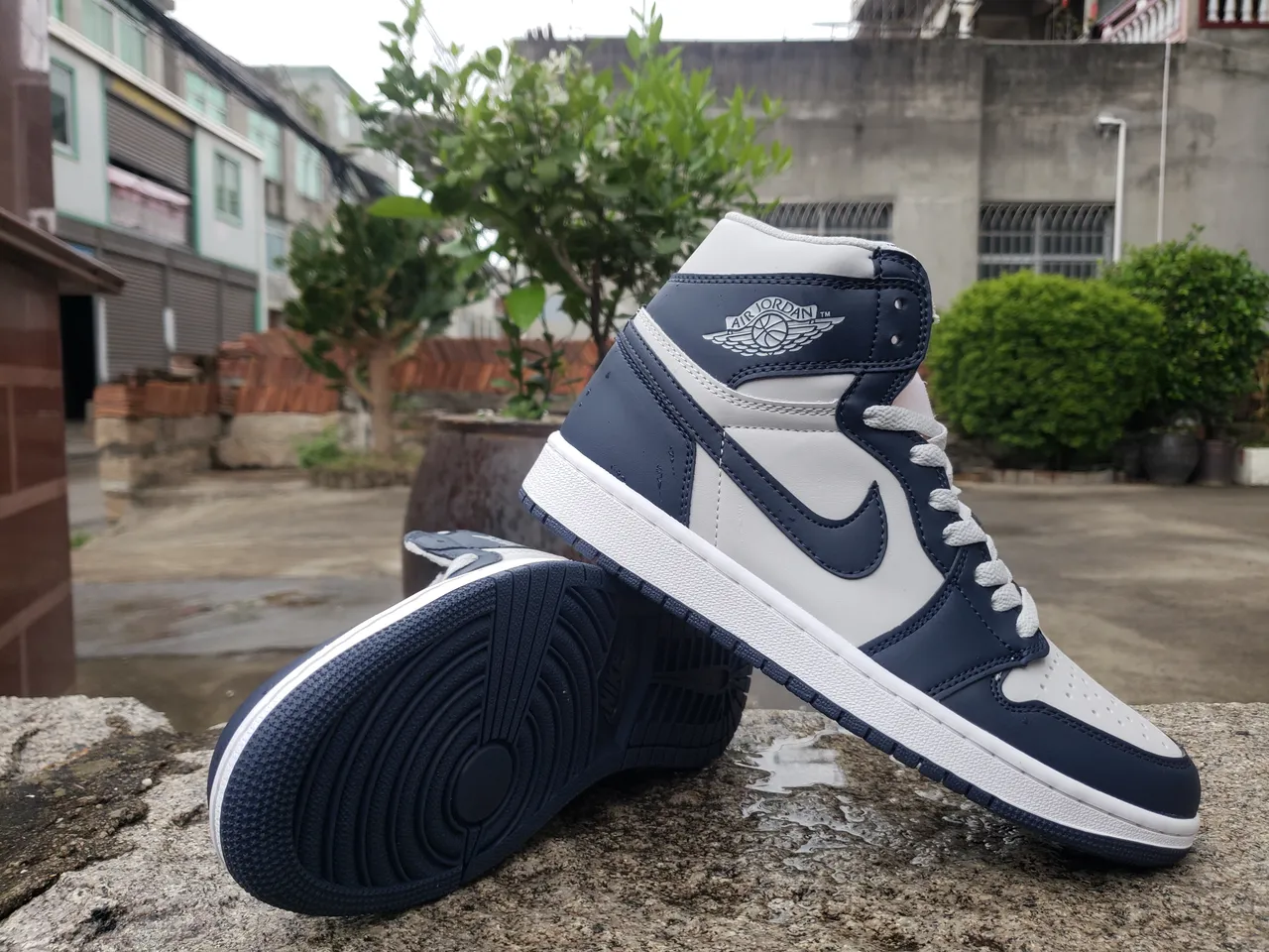 Air Jordan 1 Navy and Gray High-Top Basketball Shoes 2