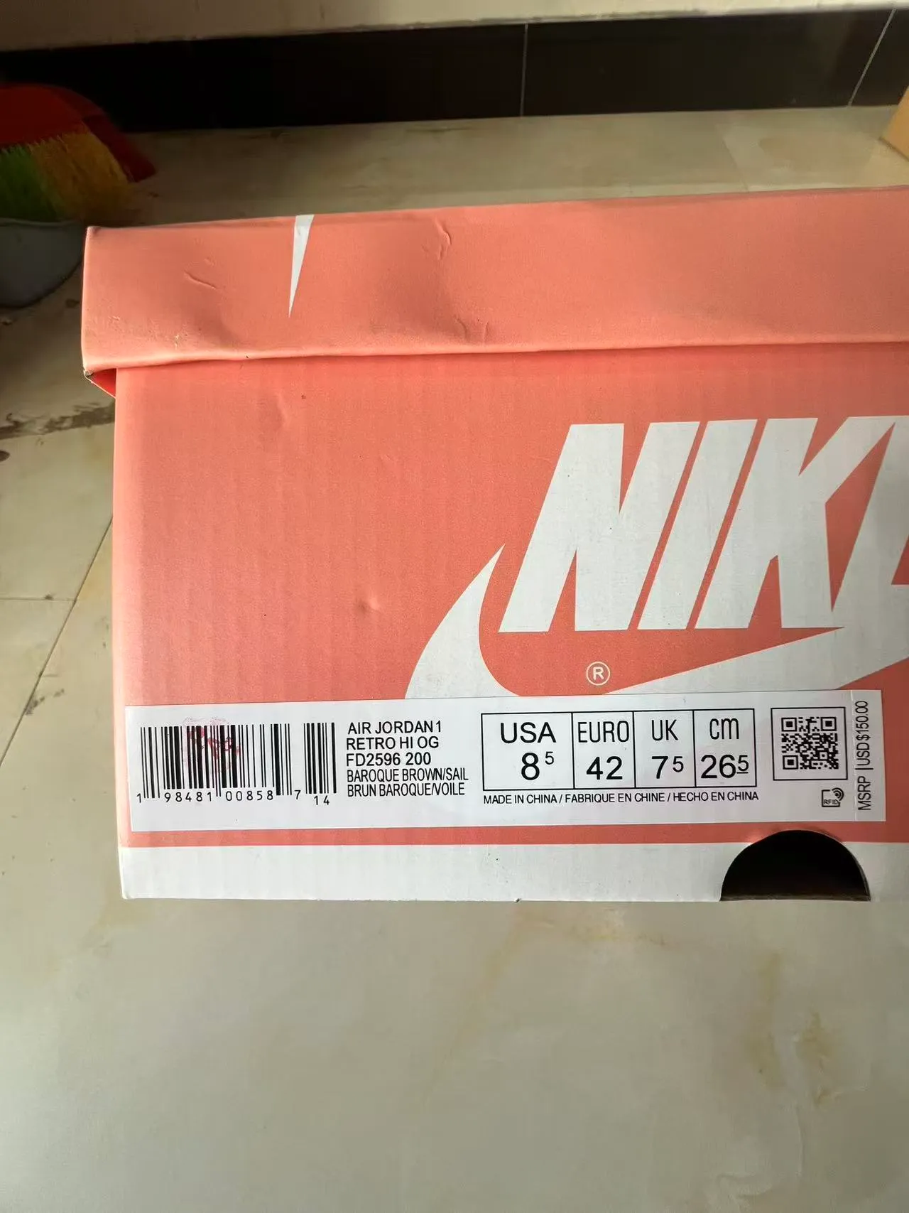 Zapatillas de baloncesto Air Jordan 1 de caña alta con parte superior de cuero blanco y negro 10