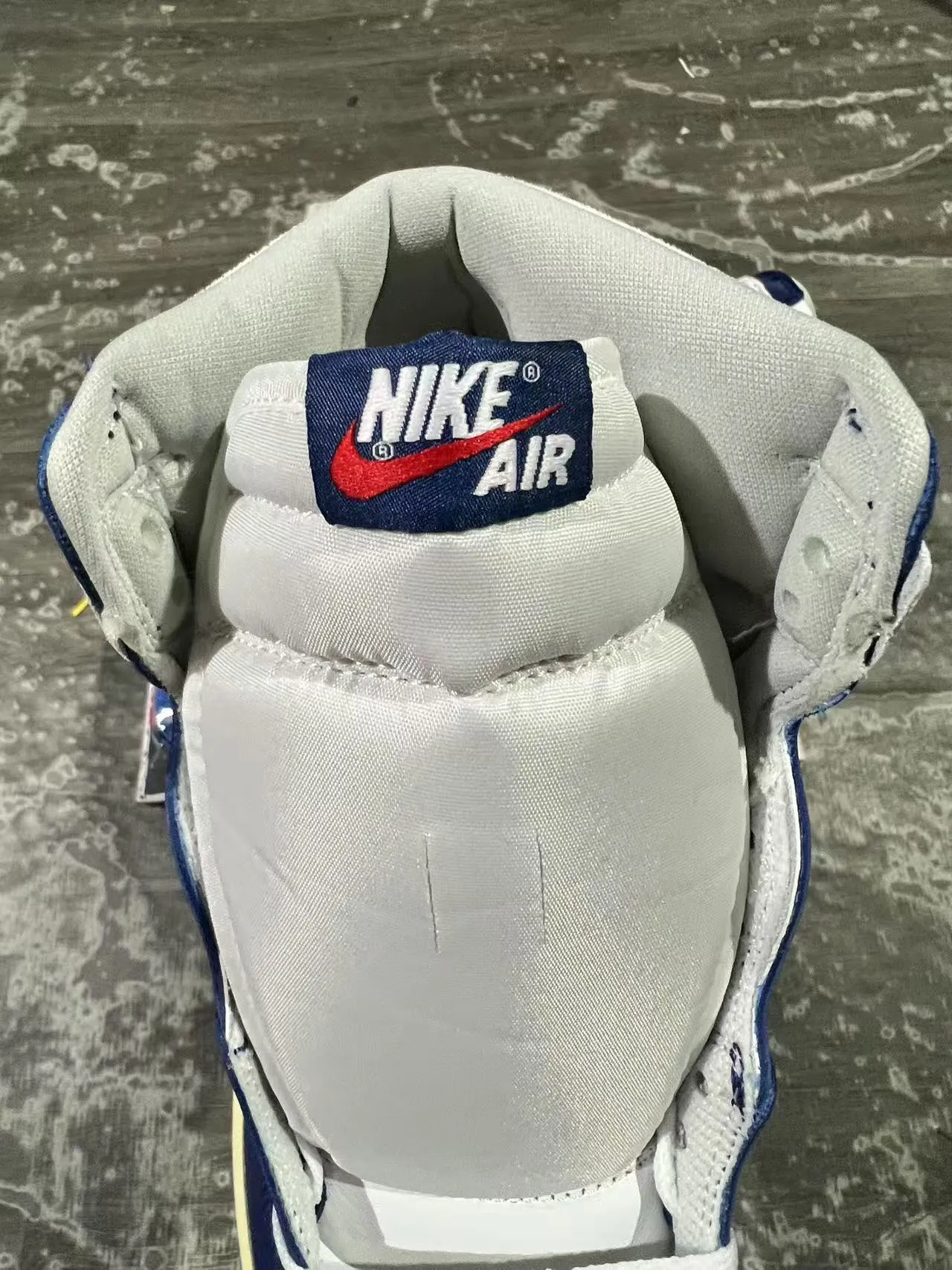Air Jordan 1 White Navy High-Top Leather-Paneled Basketball Shoes 4