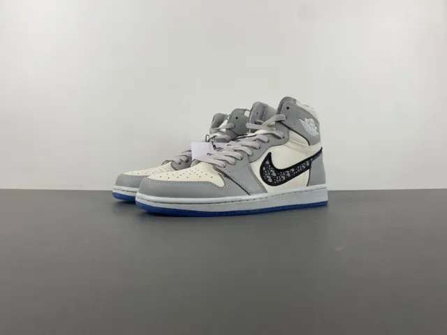 Air Jordan 1 x Dior Tênis de Basquete High-Top 10