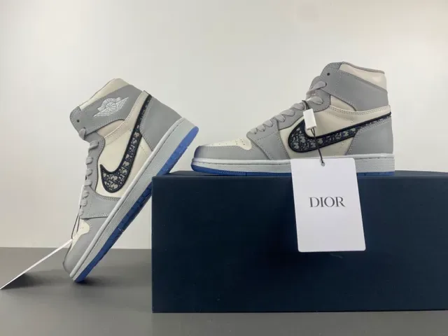 Air Jordan 1 x Dior Tênis de Basquete High-Top 14