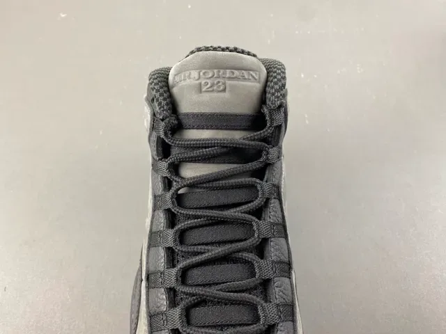Air Jordan 10 High-Top Daim et Cuir Gris Noir Chaussures de Basketball 6
