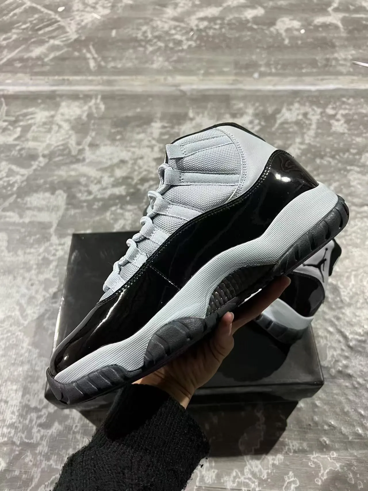 Air Jordan 11 Black Gray High-Top Patent Leather Mudguard Basketball Shoes 5