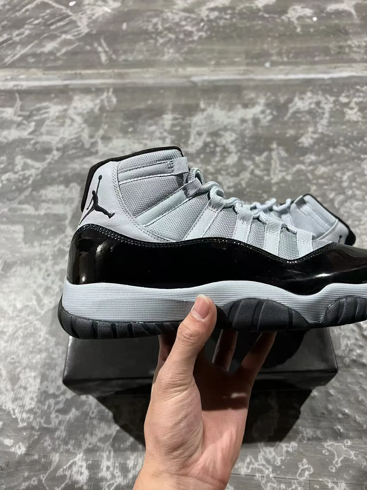 Air Jordan 11 Black Gray High-Top Patent Leather Mudguard Basketball Shoes 7