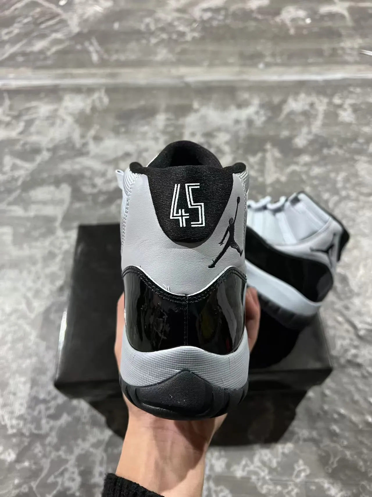 Air Jordan 11 Black Gray High-Top Patent Leather Mudguard Basketball Shoes 8