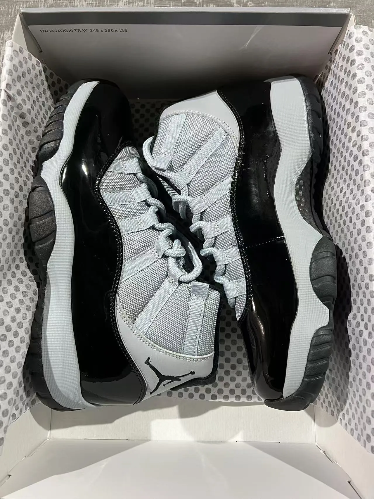 Air Jordan 11 Black Gray High-Top Patent Leather Mudguard Basketball Shoes 9