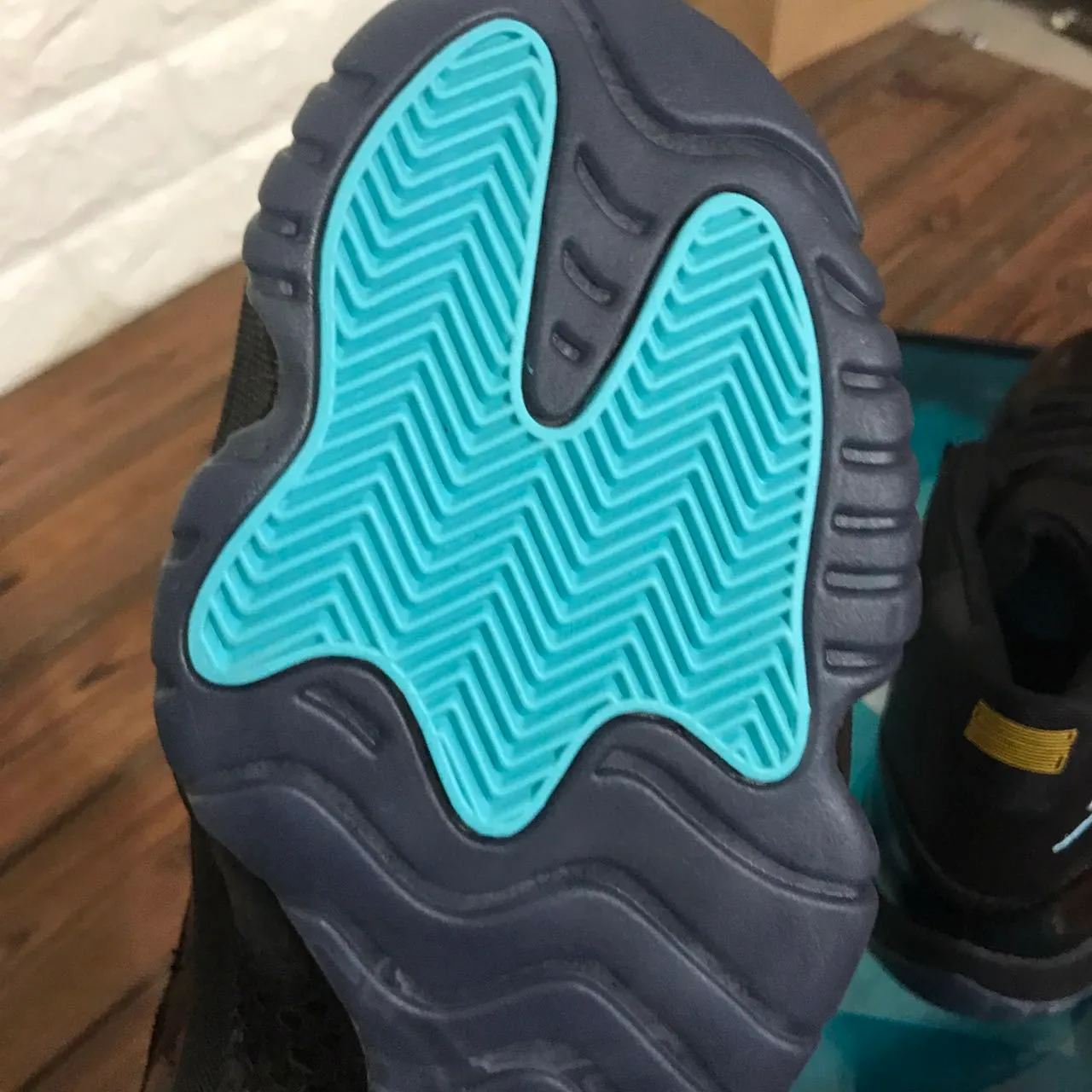 Air Jordan 11 Preto Azul Claro Jumpman Tênis de Basquete 2