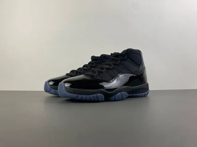 Air Jordan 11 Negro Cuero Patentado Icy Blue Zapatillas de Baloncesto 10