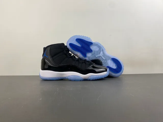 Air Jordan 11 Black White Icy Blue Basketball Shoes 13