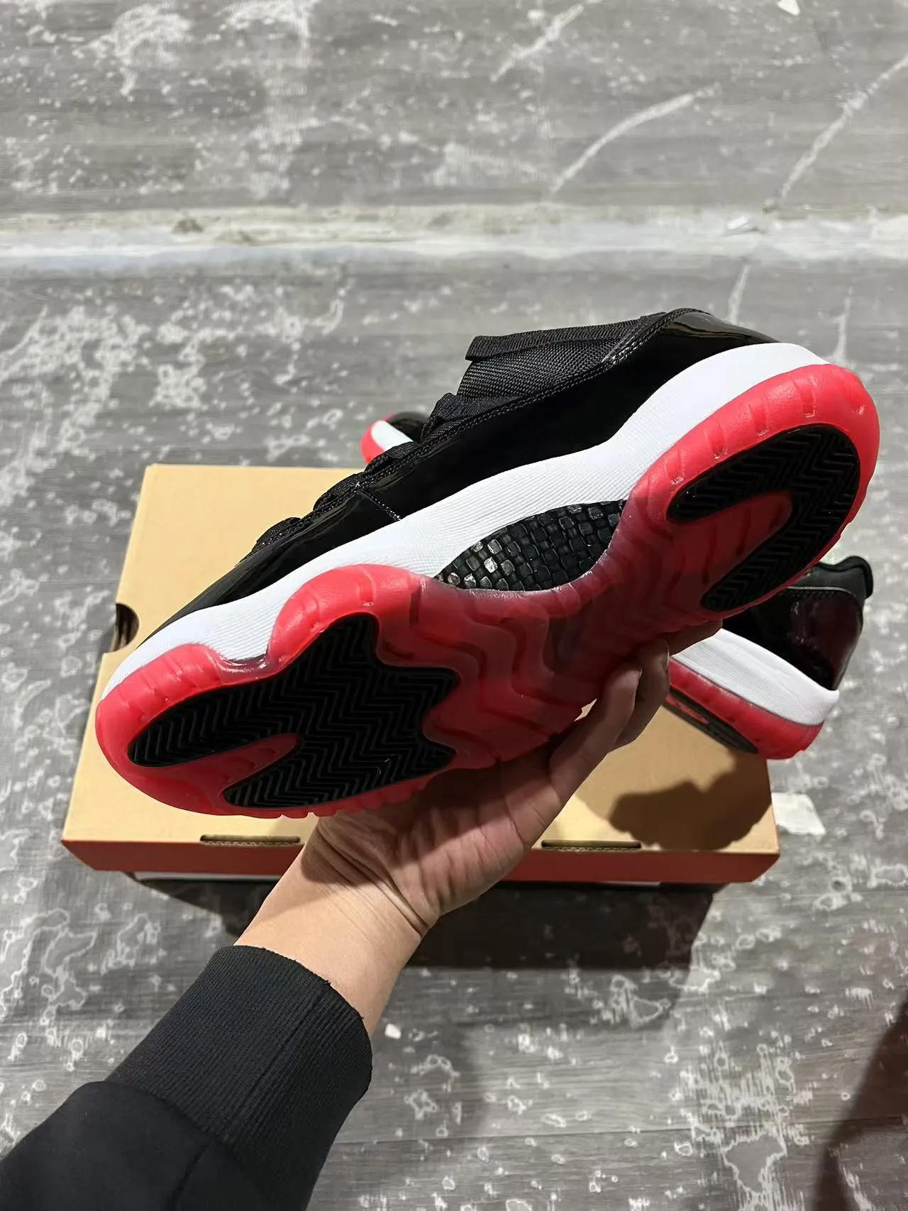 Air Jordan 11 Black White Red Basketball Shoes 6