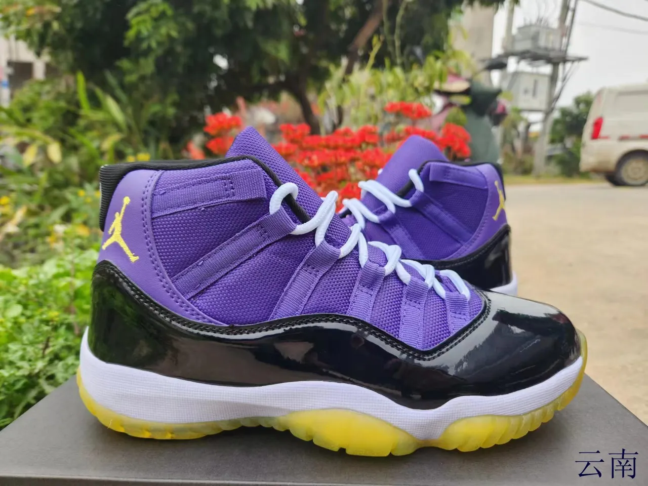 Air Jordan 11 Royal Blue Black Patent Leather Basketball Shoes 14